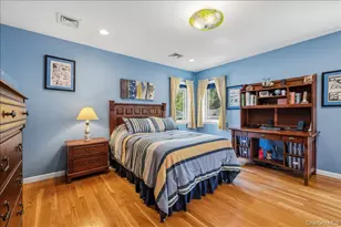 8 Lewis Ln, Port Washington, NY 11050 - Photo 26