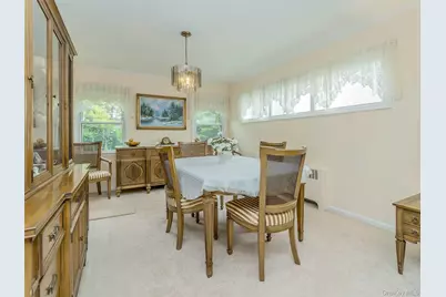 38 Pell Terrace, Garden City, NY 11530 - Photo 8