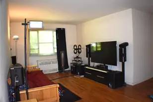 228-14 Stronghurst Ave, Queens Village, NY 11427 - Photo 6