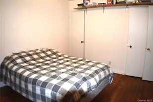 228-14 Stronghurst Ave, Queens Village, NY 11427 - Photo 24