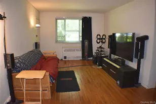 228-14 Stronghurst Ave, Queens Village, NY 11427 - Photo 12