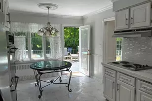 727 Wilmot Rd, Scarsdale, NY 10583 - Photo 6