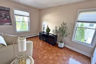 72 Avenue B, Holbrook, NY 11741 - Photo 18