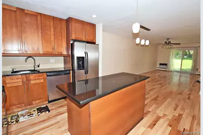 12-32 Diane Place #204 L, Bayside, NY 11360 - Photo 2