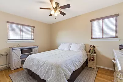 243 N Delaware Avenue, Massapequa, NY 11758 - Photo 18