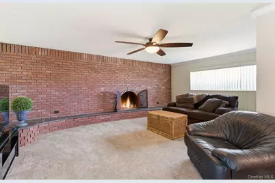 243 N Delaware Avenue, Massapequa, NY 11758 - Photo 22