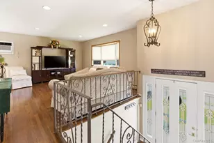 243 N Delaware Ave, Massapequa, NY 11758 - Photo 4