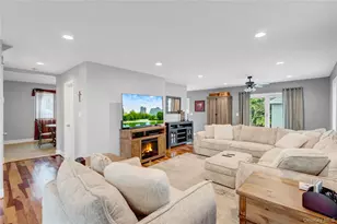 209 Center Bay Dr, West Islip, NY 11795 - Photo 6