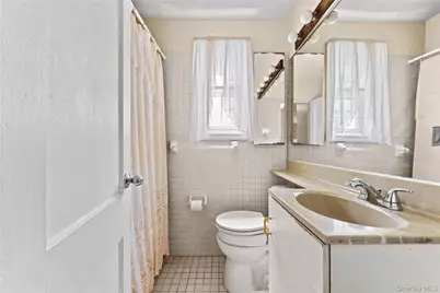 223-52 65th Avenue #52B, Oakland Gardens, NY 11364 - Photo 12