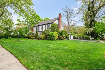 2069 Windsor Road, Baldwin, NY 11510 - Photo 2