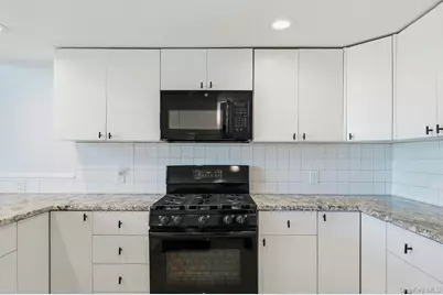 19 Hillside Avenue, Northport, NY 11768 - Photo 16