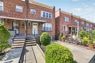 1124 E 213th St, Bronx, NY 10469 - Photo 2