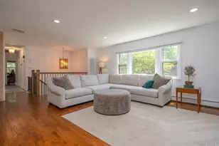 4 Apple Ct, Nanuet, NY 10954 - Photo 4