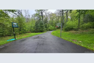 45 Laurel Hollow Estate, Kerhonkson, NY 12446 - Photo 22