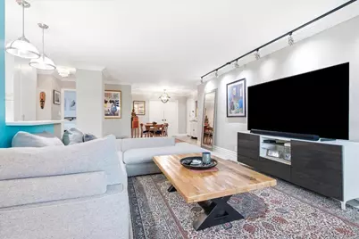 70-25 Yellowstone Boulevard #9J, Forest Hills, NY 11375 - Photo 14