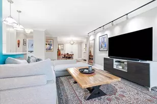 70-25 Yellowstone Blvd, Forest Hills, NY 11375 - Photo 14