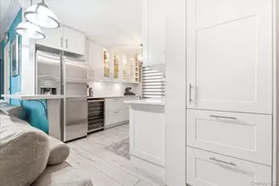 70-25 Yellowstone Blvd, Forest Hills, NY 11375 - Photo 16