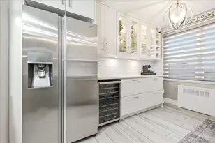 70-25 Yellowstone Blvd, Forest Hills, NY 11375 - Photo 20