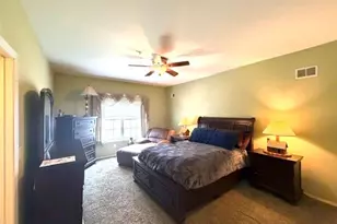 36 Cranberry Cir, Medford, NY 11763 - Photo 12