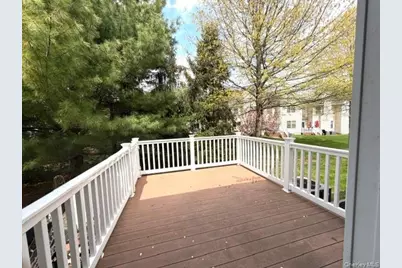 36 Cranberry Circle, Medford, NY 11763 - Photo 10