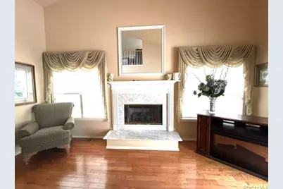 36 Cranberry Circle, Medford, NY 11763 - Photo 8