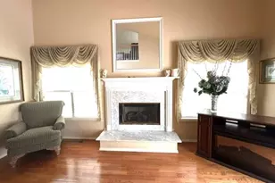 36 Cranberry Cir, Medford, NY 11763 - Photo 8