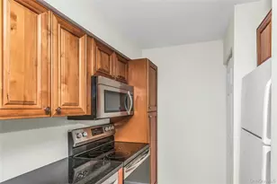 100 Daly Blvd, Oceanside, NY 11572 - Photo 4