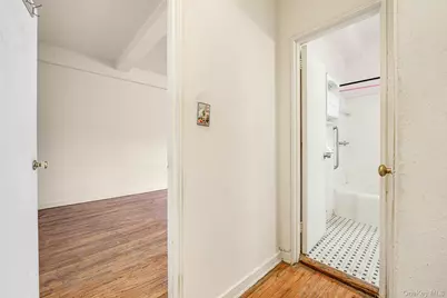 67-38 108 Street #D05, Forest Hills, NY 11375 - Photo 14