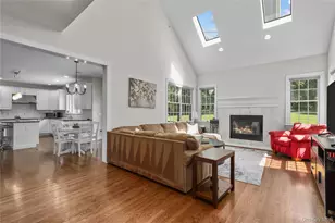 6 Horton Ct, West Harrison, NY 10604 - Photo 6