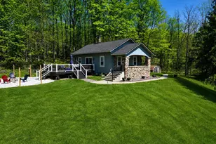 33 Horton Rd, Bloomingburg, NY 12721 - Photo 2