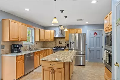 10 Marino Drive, Wallkill, NY 12589 - Photo 10