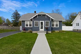 155 Jayne Ave, Patchogue, NY 11772 - Photo 2
