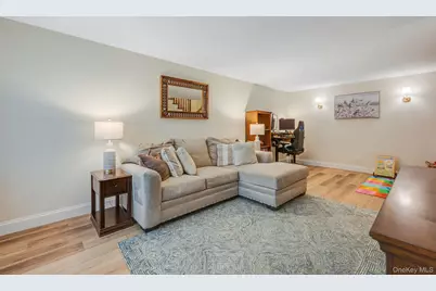 144 Golf Lane, Medford, NY 11763 - Photo 4
