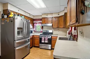 150 Shaw Ave, Valley Stream, NY 11580 - Photo 12
