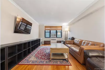 67-35 Yellowstone Boulevard #2B, Forest Hills, NY 11375 - Photo 2