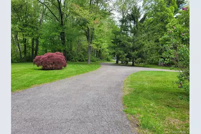 5 Primrose Street, Katonah, NY 10536 - Photo 28