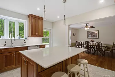 5 Primrose Street, Katonah, NY 10536 - Photo 8