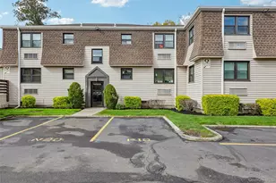 1331 Broadway, Hewlett, NY 11557 - Photo 2