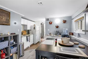 17 Seaver Ln, Smithtown, NY 11787 - Photo 14