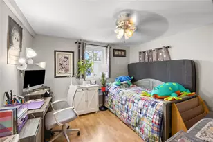 17 Seaver Ln, Smithtown, NY 11787 - Photo 16