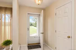 354 Petticoat Ln, Bloomingburg, NY 12721 - Photo 6