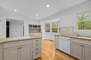 10 Silvermine Dr, South Salem, NY 10590 - Photo 6