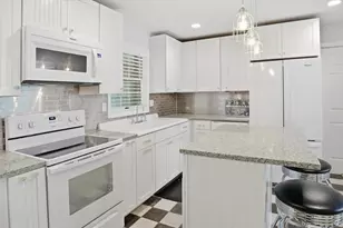 18 Beaver Ln W, Westhampton, NY 11977 - Photo 10