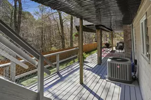 18 Beaver Ln W, Westhampton, NY 11977 - Photo 32