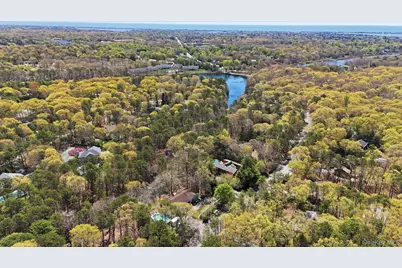 18 Beaver Lane W, Westhampton, NY 11977 - Photo 4