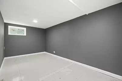 22102 114th Avenue, Cambria Heights, NY 11411 - Photo 18