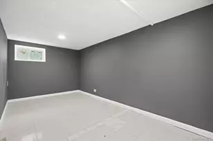 221-02 114th Ave, Cambria Heights, NY 11411 - Photo 18