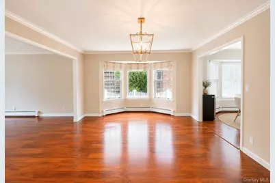 104 Locust Avenue, Rockville Centre, NY 11570 - Photo 10