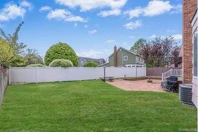 104 Locust Avenue, Rockville Centre, NY 11570 - Photo 40