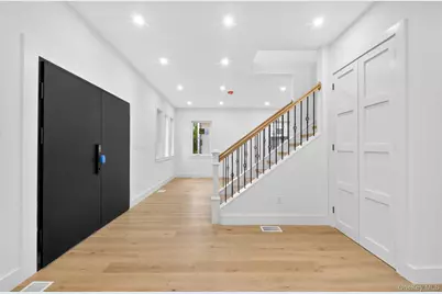8366 Charlecote Ridge, Jamaica, NY 11432 - Photo 2